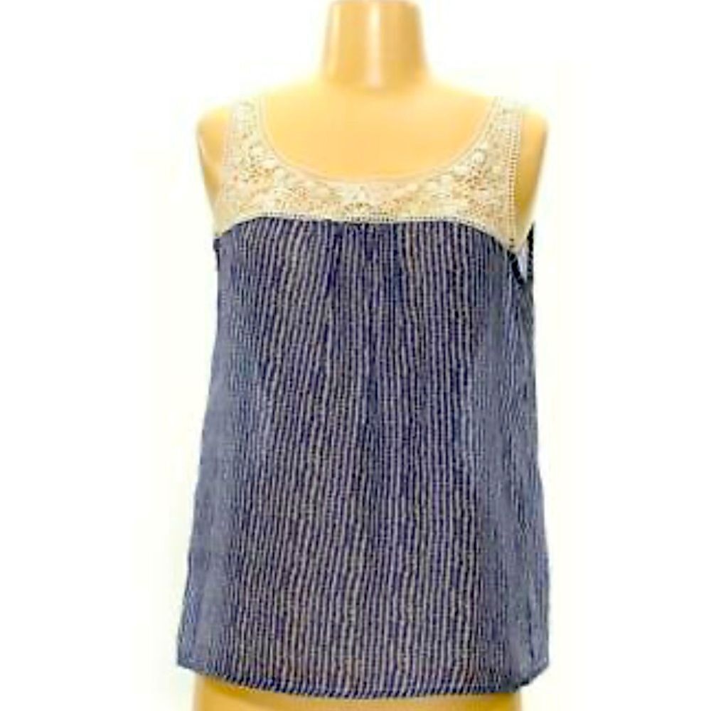 The loft blue and white top with lace